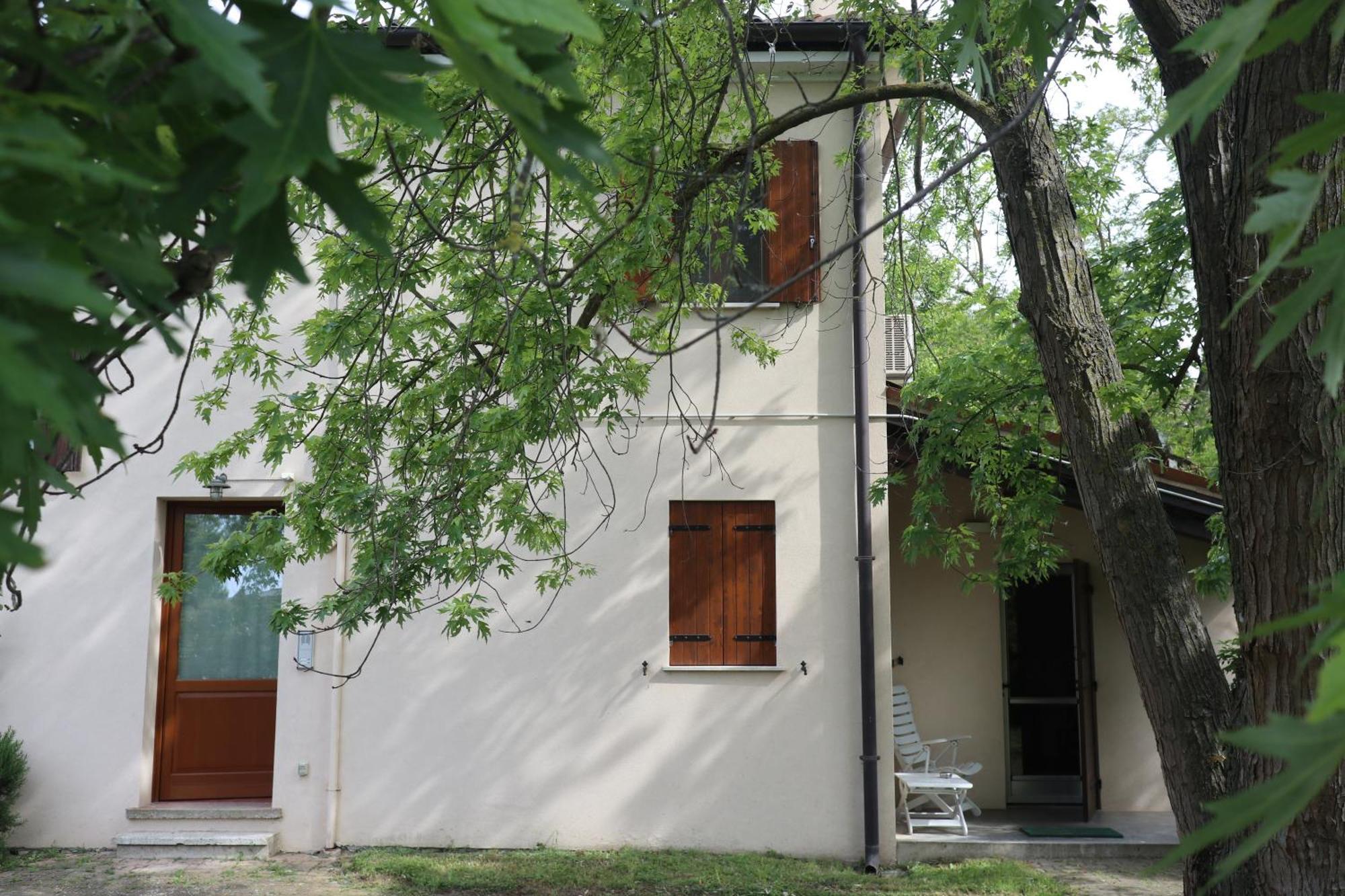 Holiday Home Giaron Rosolina Luaran gambar